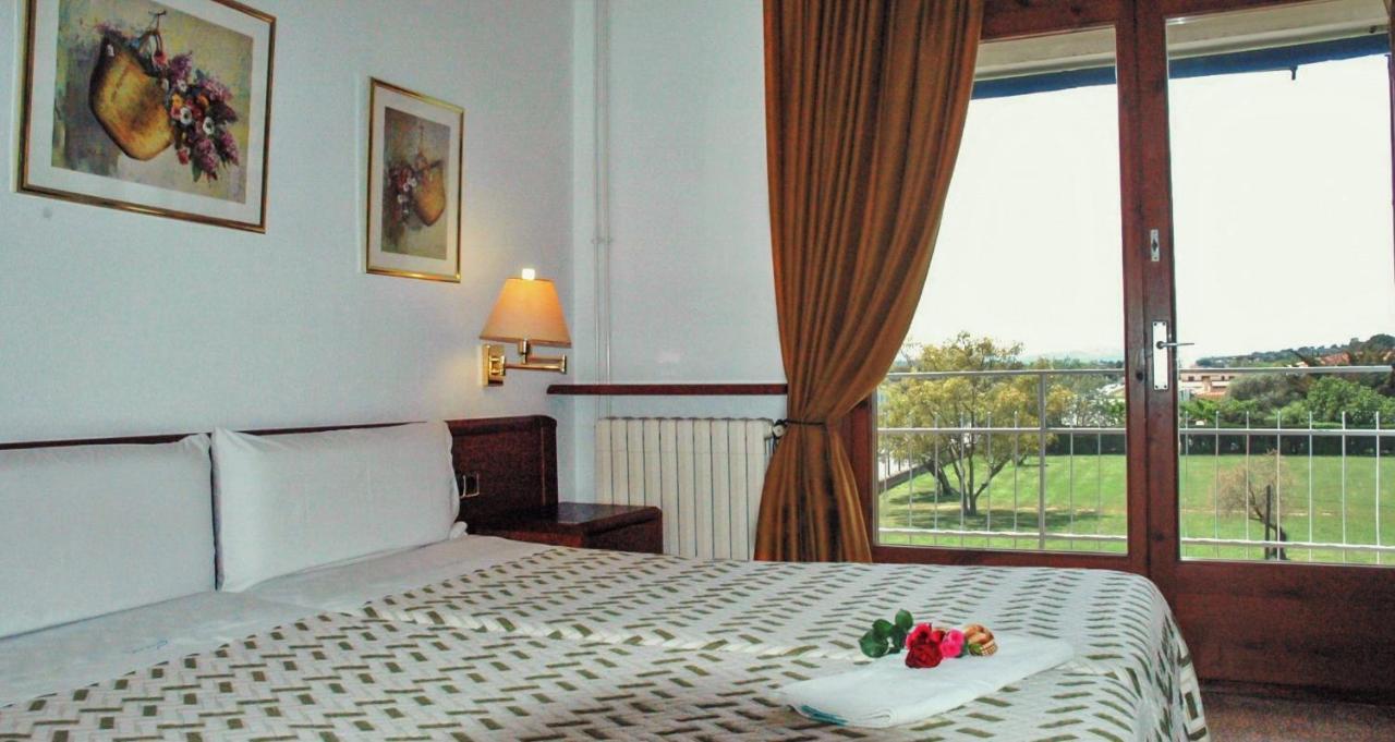 Hotel La Masia Л'Эстартит Экстерьер фото