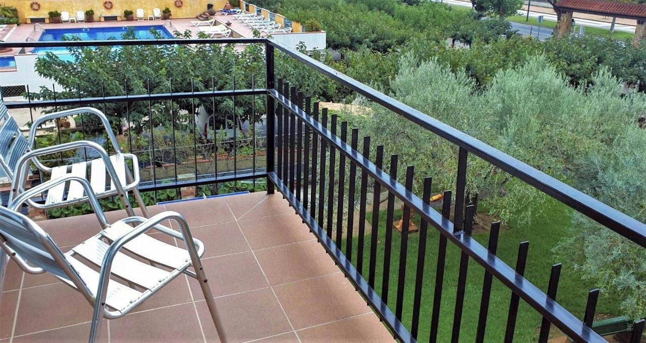 Hotel La Masia Л'Эстартит Экстерьер фото
